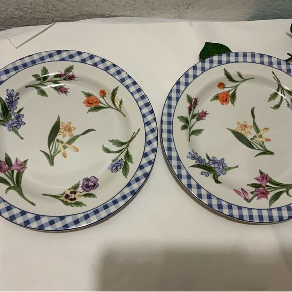 2 AMERICAN ATELIER ELIZABETH 5020 salad Plate 8 1/8” Granny Core Floral  A2 - Picture 4 of 6